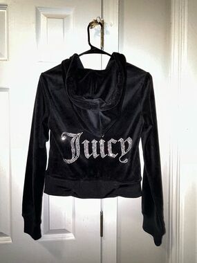 Juicy Couture Black Velour Rhinestone 'Juicy' Back Logo Set